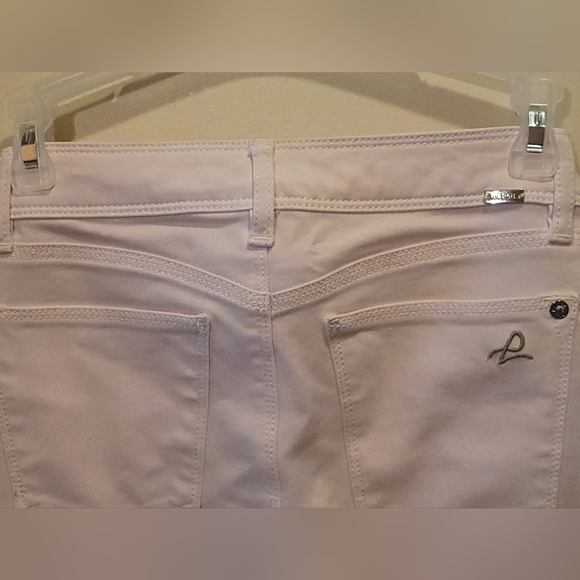 DL1961 - Angel - Mid Rise Skinny Ankle - Picture 11 of 16